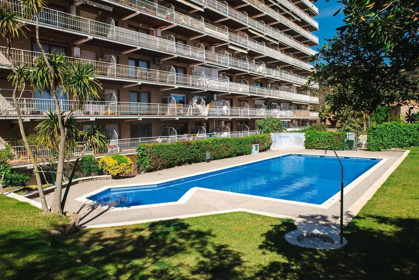 Apto Con Vista Fantastica Y Piscina En Sagaro 桑特费柳德吉克索尔斯 0*,