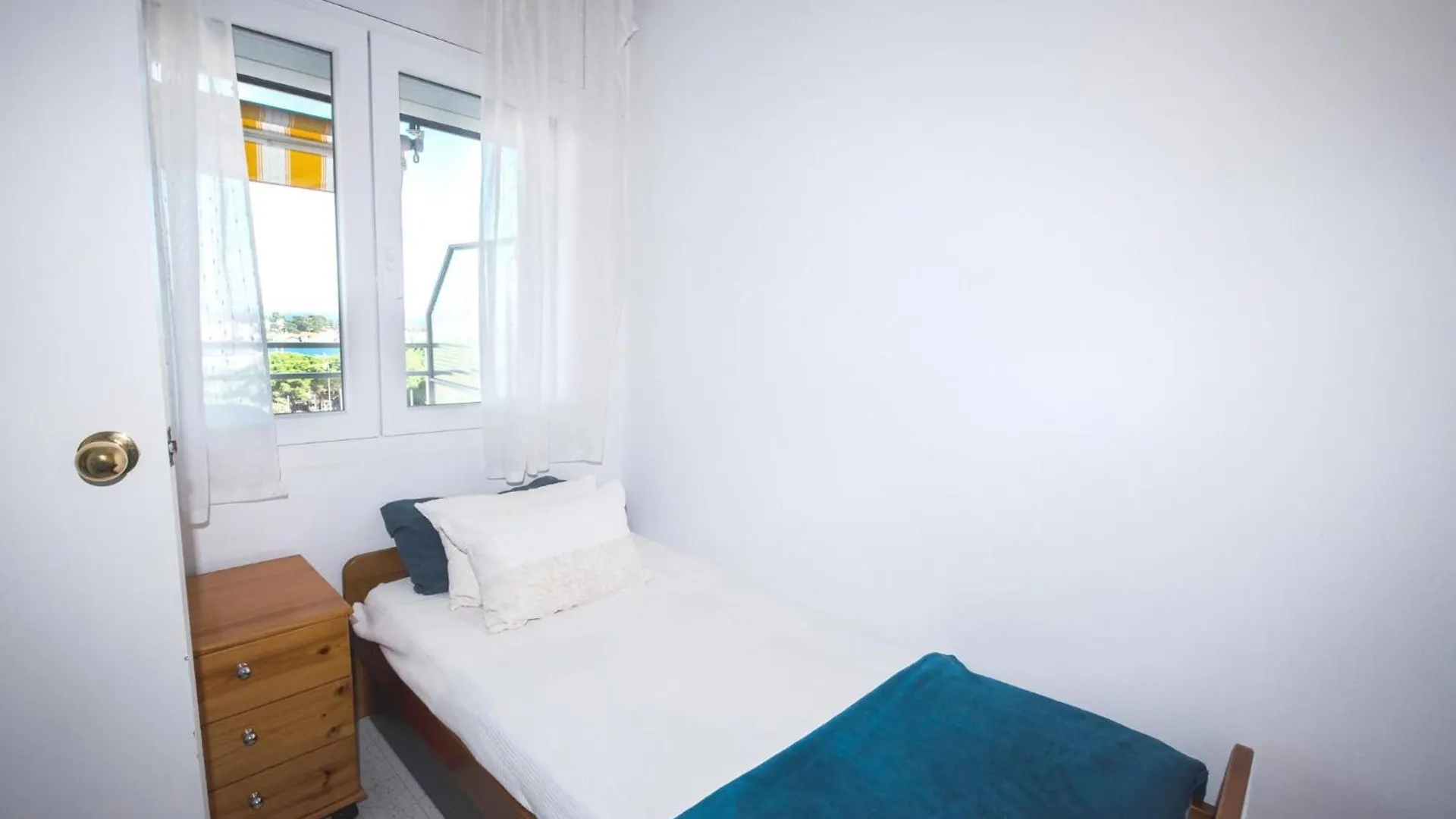 Apto Con Vista Fantastica Y Piscina En Sagaro 桑特费柳德吉克索尔斯 0*,