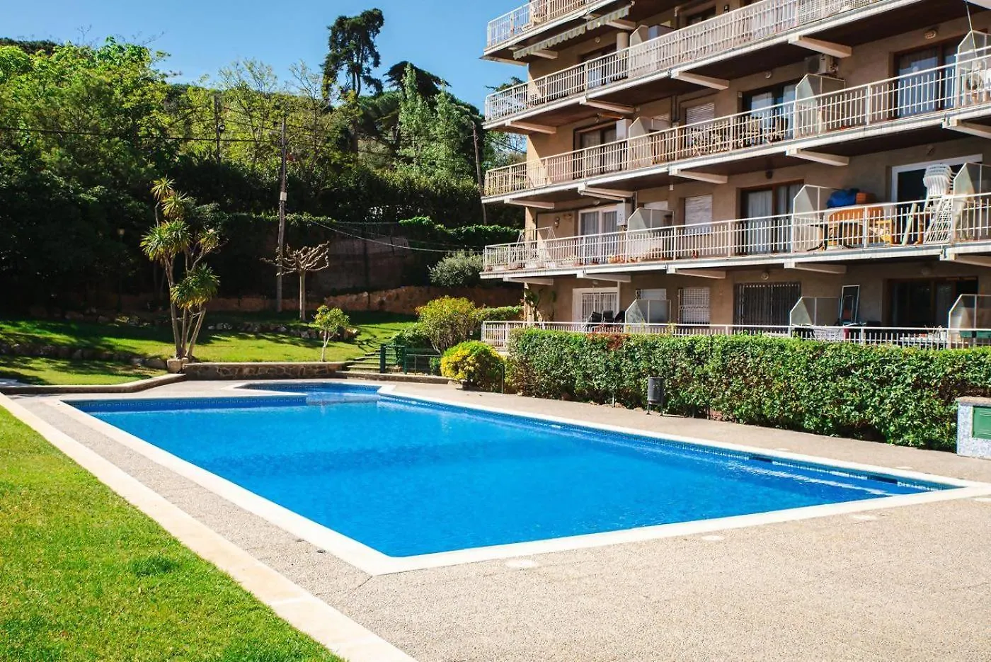公寓 Apto Con Vista Fantastica Y Piscina En Sagaro 桑特费柳德吉克索尔斯